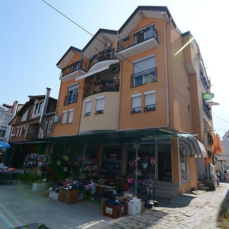 Vila Tea Petrusevski Hotell Ohrid Exteriör bild